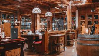 Salle des aigles - Sunstar