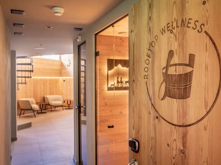 Rooftop Wellness Hotel Kreuz & Post