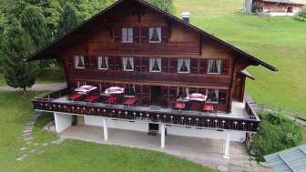 Club house Baumen