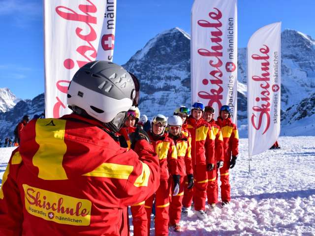 Männlichen Ski and Snowboard School