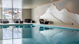 Schwimmbecken