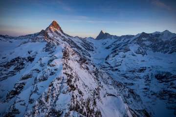 Vue aérienne de l'Eiger en hiver